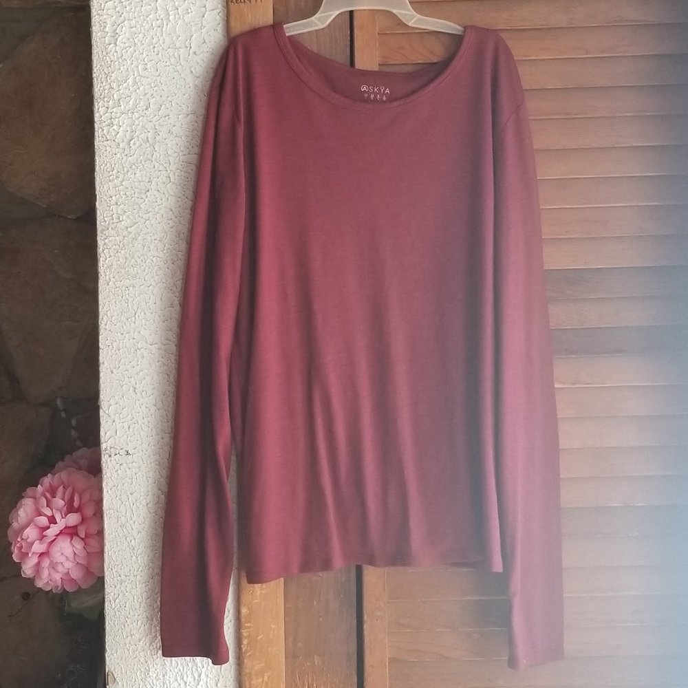 Askya women's Large long sleeve sweater